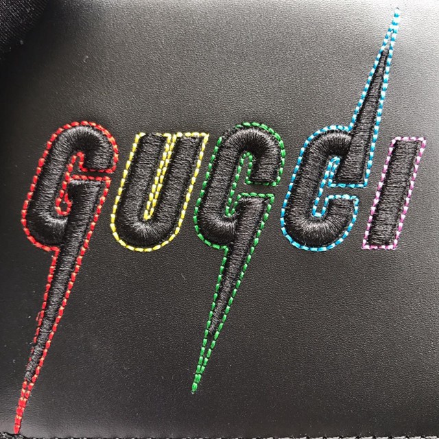 Gucci錢包 597674 繡花鋒刃刺繡圖案 古馳男士黑色牛皮短夾  gqy1020